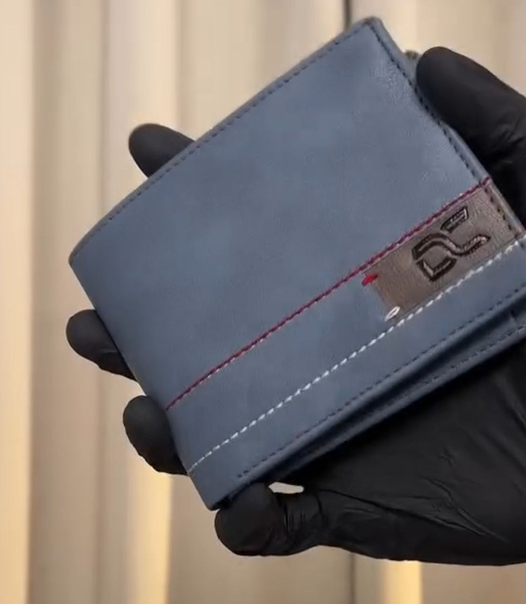 Fashionable Leather Wallet – Perfect Gift for Men